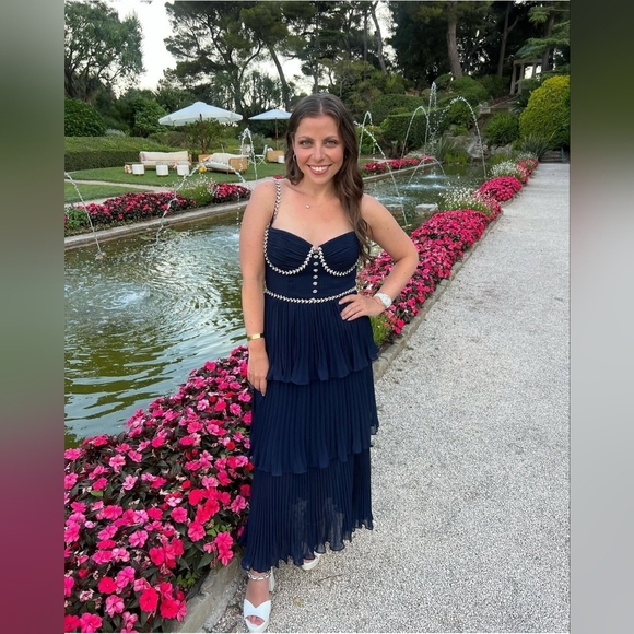 Self-Portrait - Picture 6 of 16